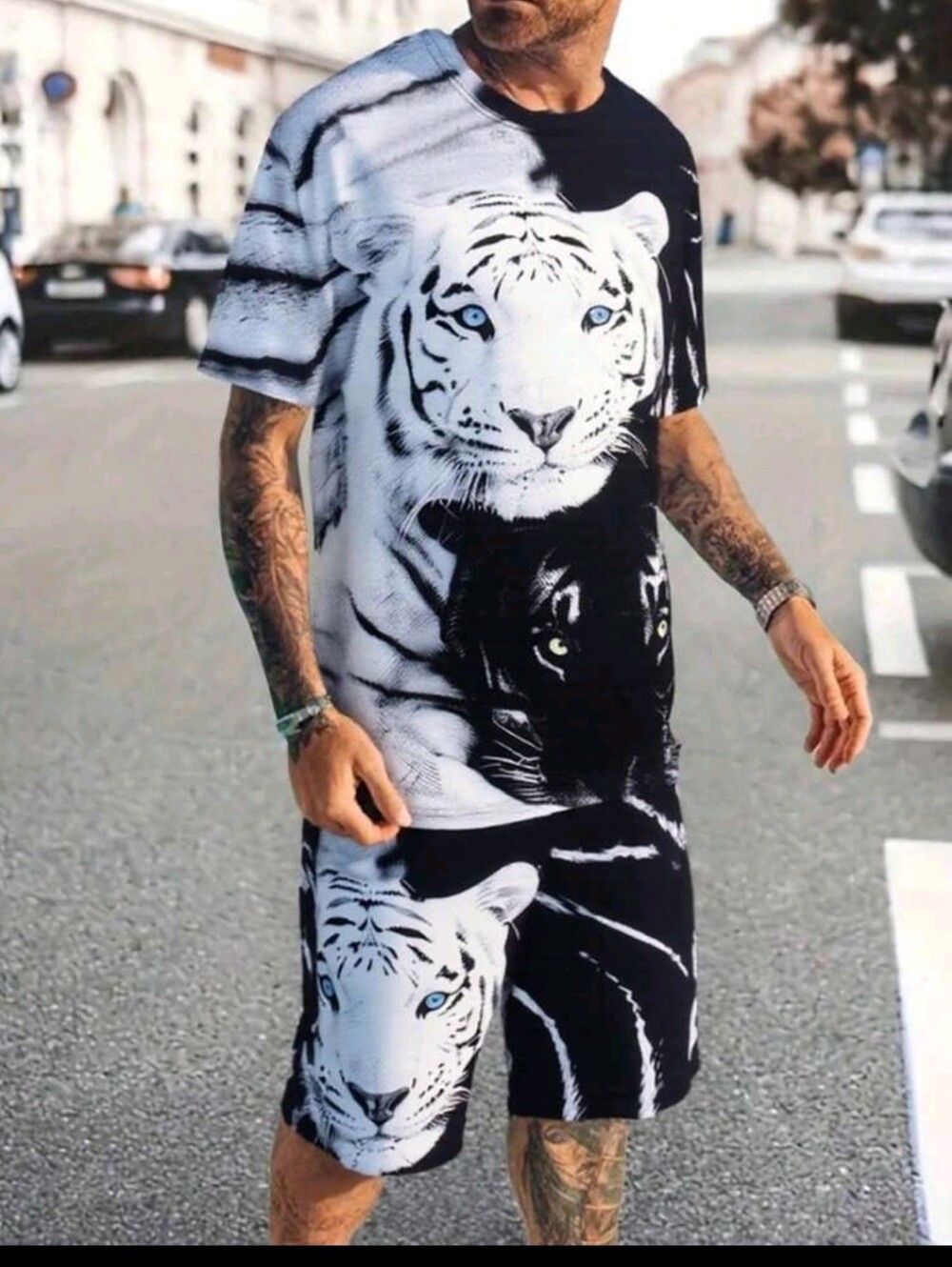 Black & White Tiger Print Men’s Shorts